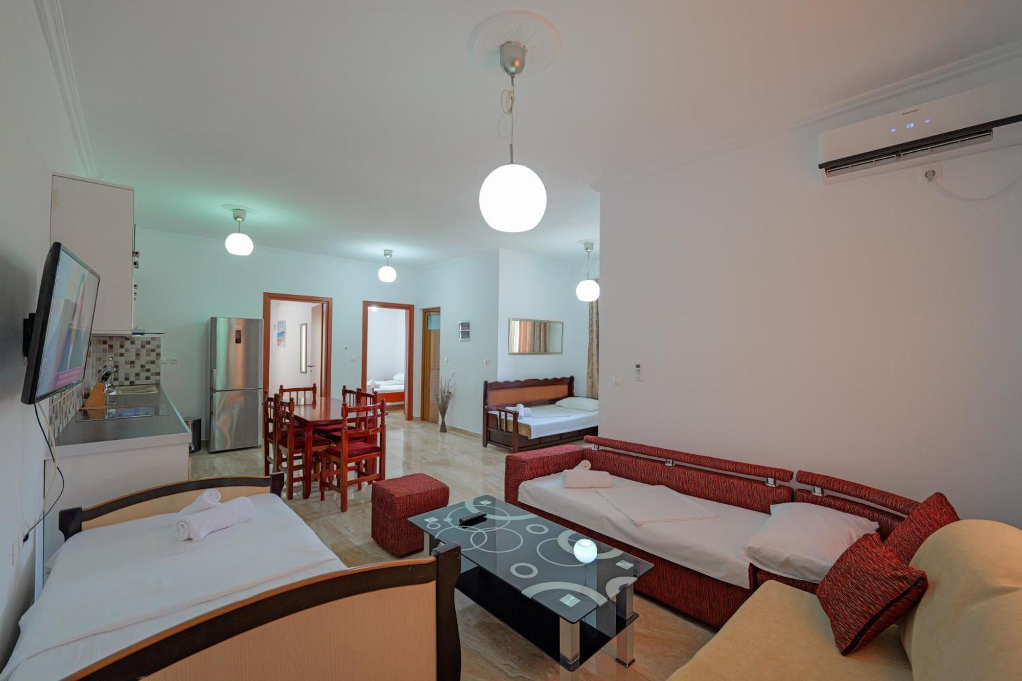 Guesthouse Blue Dream Ksamil Extérieur photo