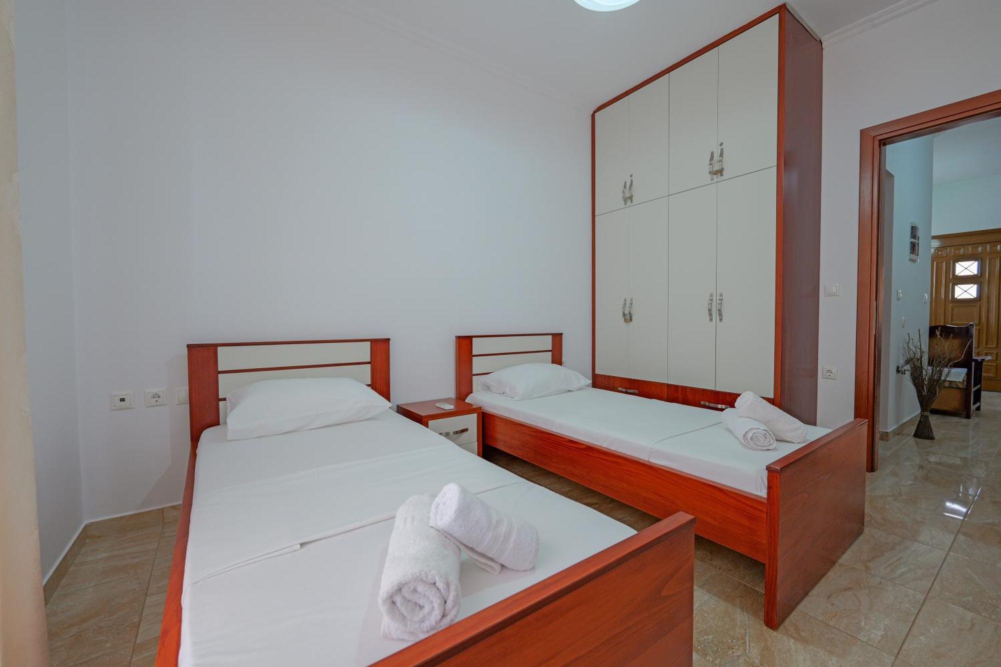 Guesthouse Blue Dream Ksamil Extérieur photo